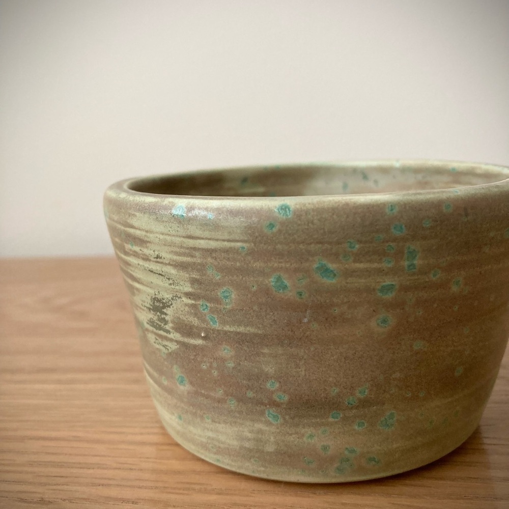 studio pottery artist signed rustic bowl mug cup planter candy dish tan green - Picture 8 of 8
